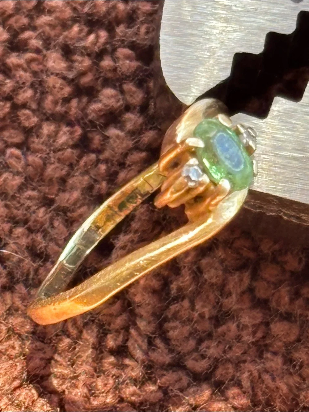 Girl’s 14K Green Gemstone Twist Ring - girl’s birthstone ring. Size 2.5